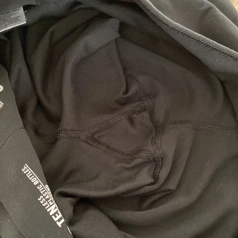 Nike Dri Fit Active Capri Crop Leggings Tights Medium (I think they are black) - Picture 13 of 13